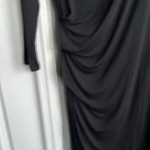 Aritzia Babaton ruched jersey dress size large stretchy - Picture 2 of 3